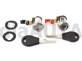 Nissan Pathfinder 86-97 вставки замків передньої двері 2 шт. комплект.