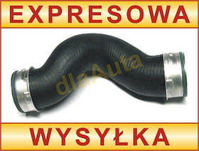 VW T5 2003 - 1.9 TDI патрубок інтеркулера