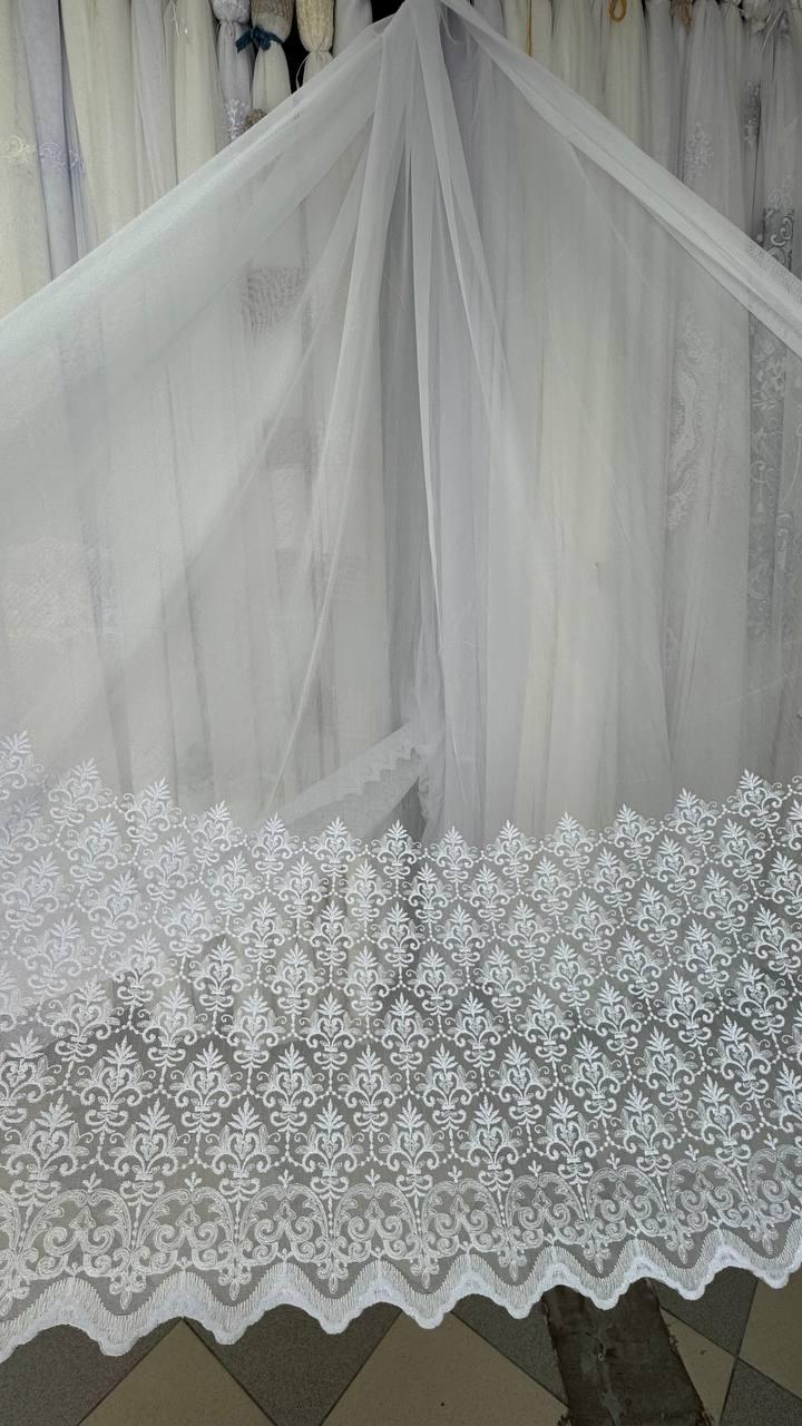 Тюль бамбук однотонний з вишивкою по низу заввишки 2,8 м. білий
