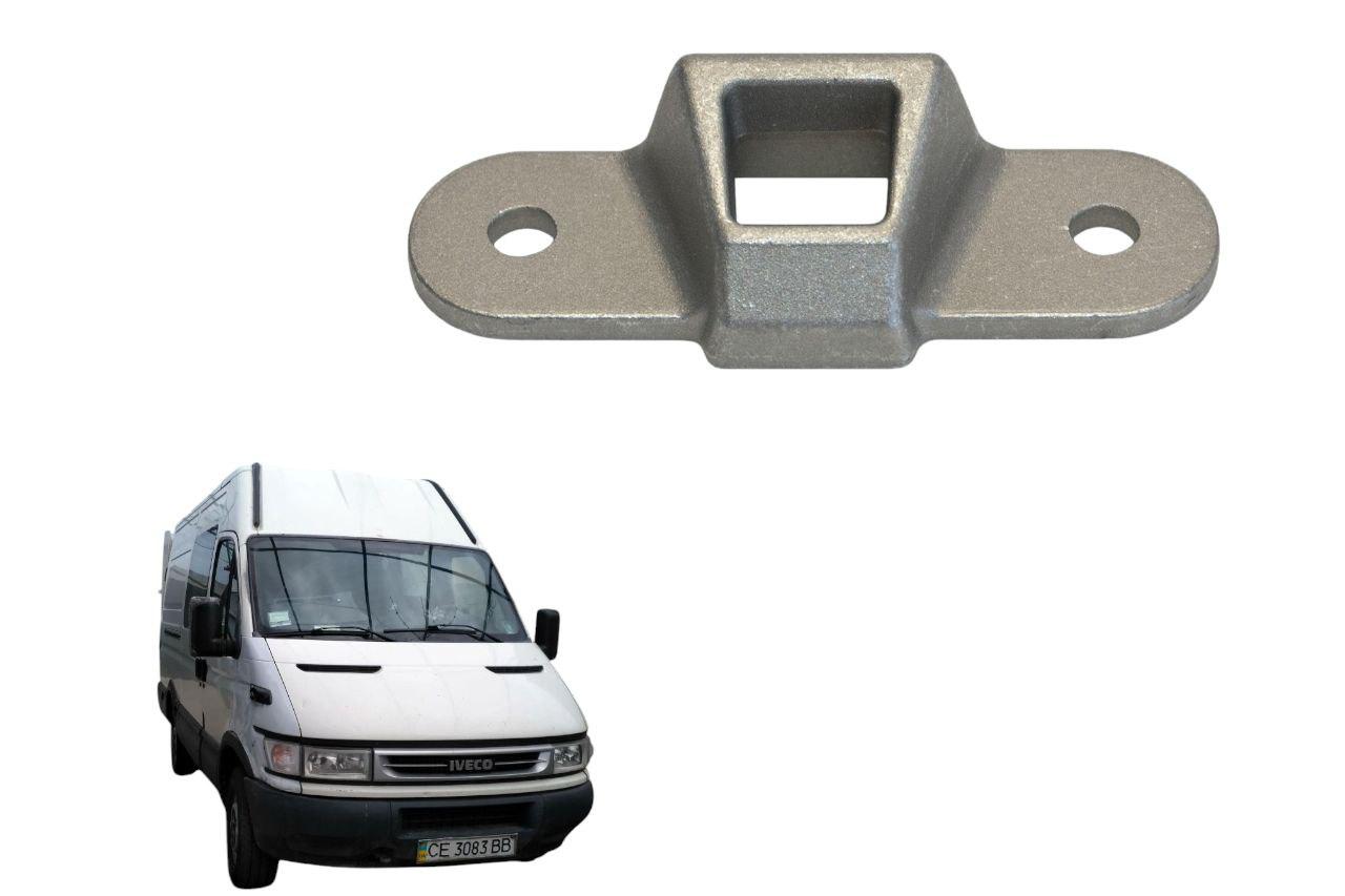 Фіксатор верхніх задніх дверей Iveco Daily E3, Citroen Jumper I/II, Fiat Ducato (1999–2006) GP500330140