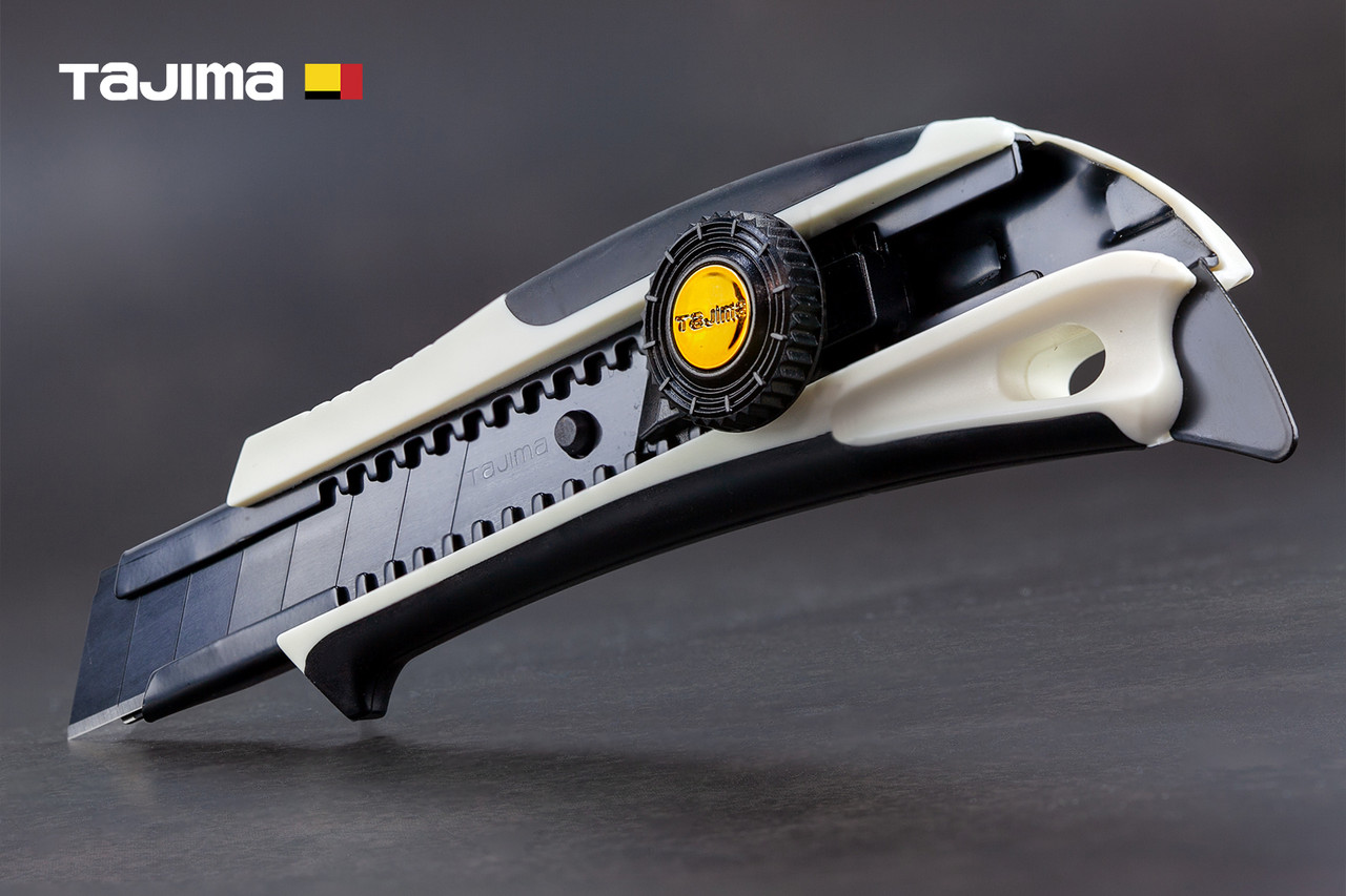 Ніж канцелярський 18 мм TAJIMA DORAFIN (Японія) DFC-L561W гвинтовий фіксатор, фото 1