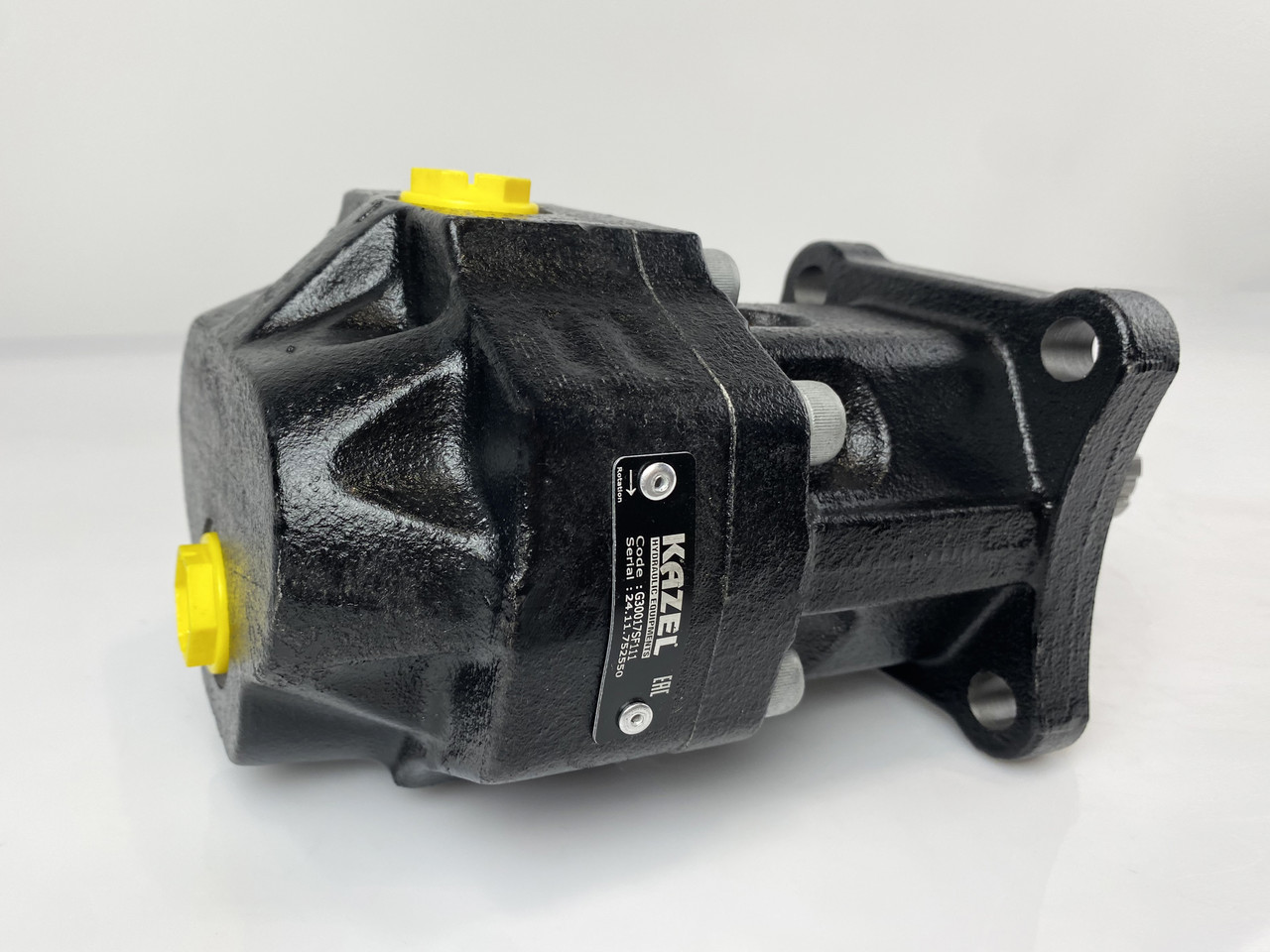 Насос ISO EHASS 17 RIGHT (G30017SF121) шестерний правий, V 17 см3, Pmax 300 Бар, Rpm 2500 об/хв, Кazel