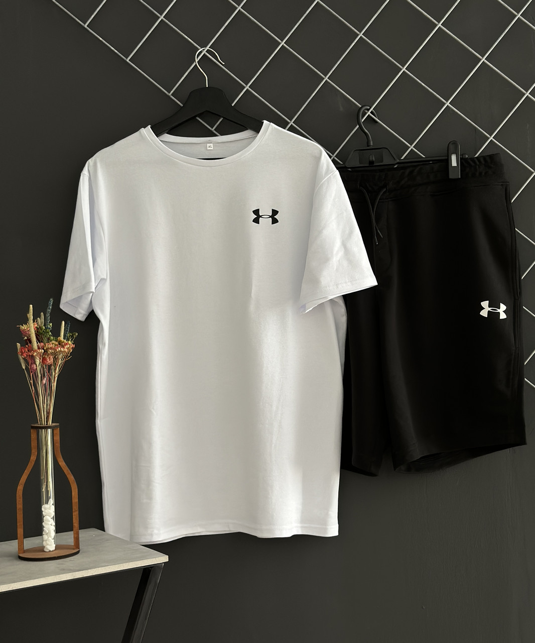 Чоловічий літній комплект Under Armour шорти чорні футболка білий спортивний комплект Андер Армор на літо