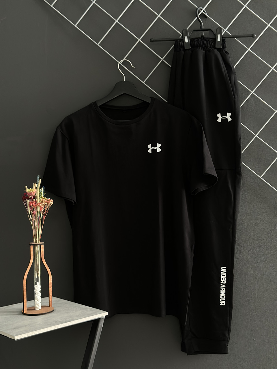 Чоловічий літній комплект Under Armour чорні штани чорна футболка Андер Армор