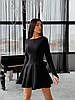 Чорна стримана приталена мінімалістична міні сукня з креп-дайвінгу з пишною спідницею, що летить, фото 5