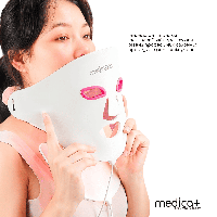 LED-маска для мікрострумової та світлотерапії Medica+ LEDMask 8X для покращення стану шкіри