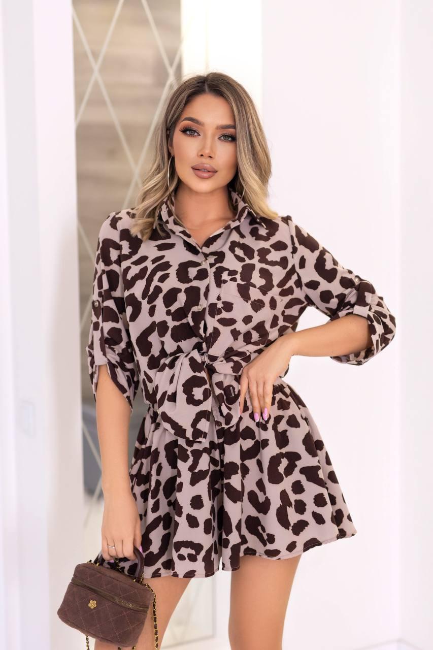 Жіночий літній прогулянковий костюм із софту принт кавовий леопард: сорочка та шорти, фото 1