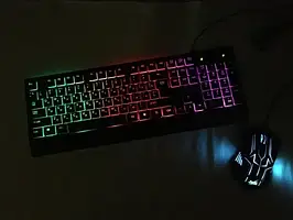 Ігрова клавіатура та миша UKC ZEUS M710 з підсвічуванням, USB, латиниця/кирилиця, оптичний сенсор