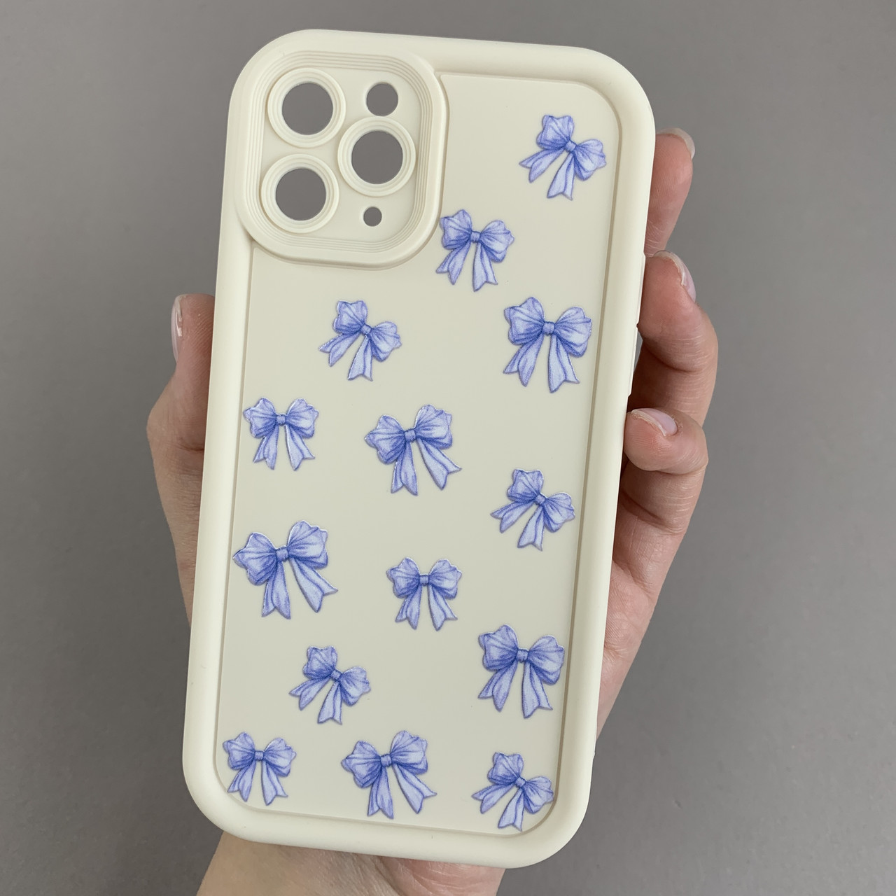 Чохол для Apple iPhone 11 Pro молочний з високими бортами з бузковими бантиками на айфон 11 про q07u