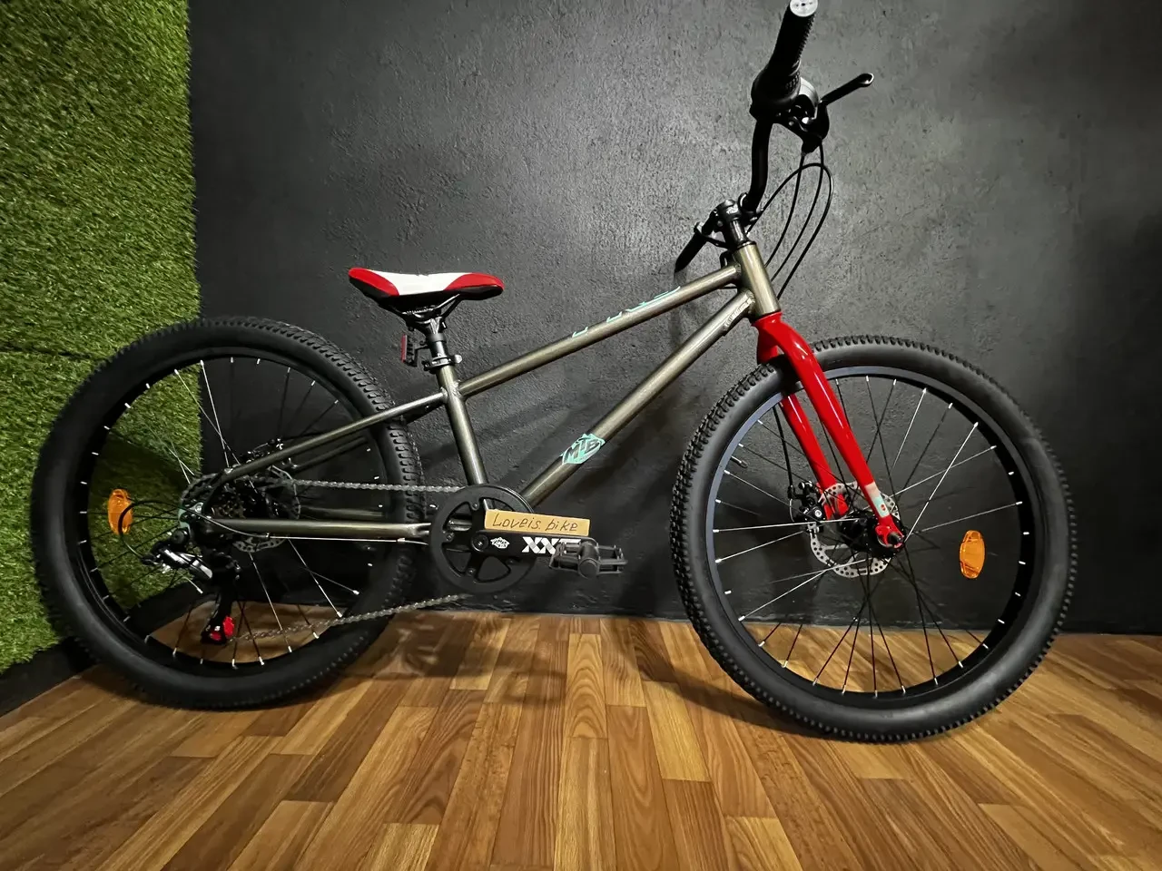 Велосипед гірський двоколісний на алюмінієвій рамі 11" Crosser Super Light 24 дюйми сірий
