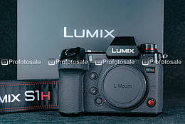 Фотоапарат Panasonic Lumix DC-S1H Body