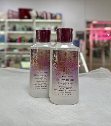 Парфумований лосьйон для тіла Bath and Body Works Strawberry Snowflakes  Body Lotion 236мл, фото 3
