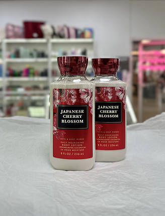Парфумований лосьйон для тіла  Bath and Body Works Japanese Cherry Blossom  Body Lotion 236мл, фото 1