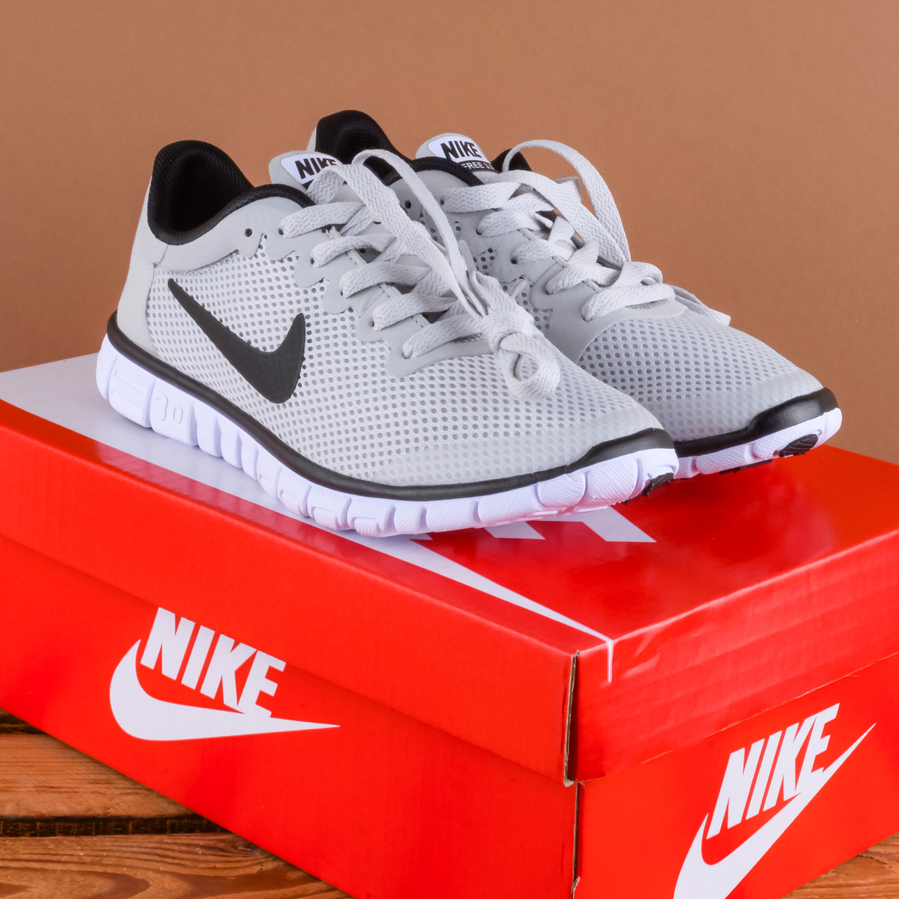 Легкі Кросівки Nike Free 3.0 сірий колір