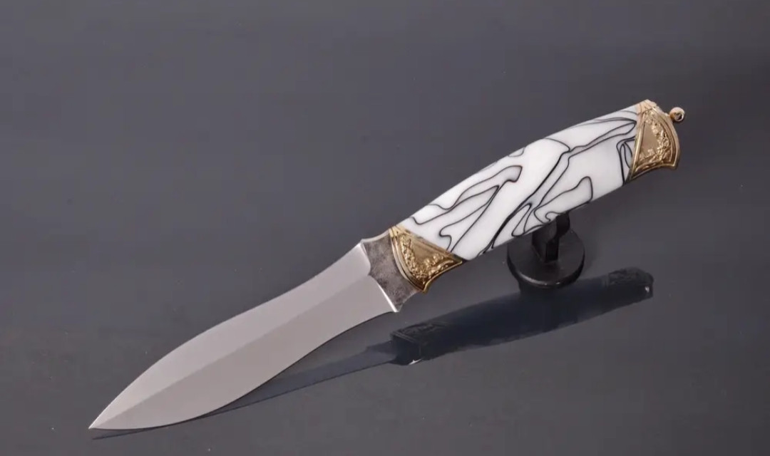 Мисливський ніж ручної роботи "Valor-1", N690