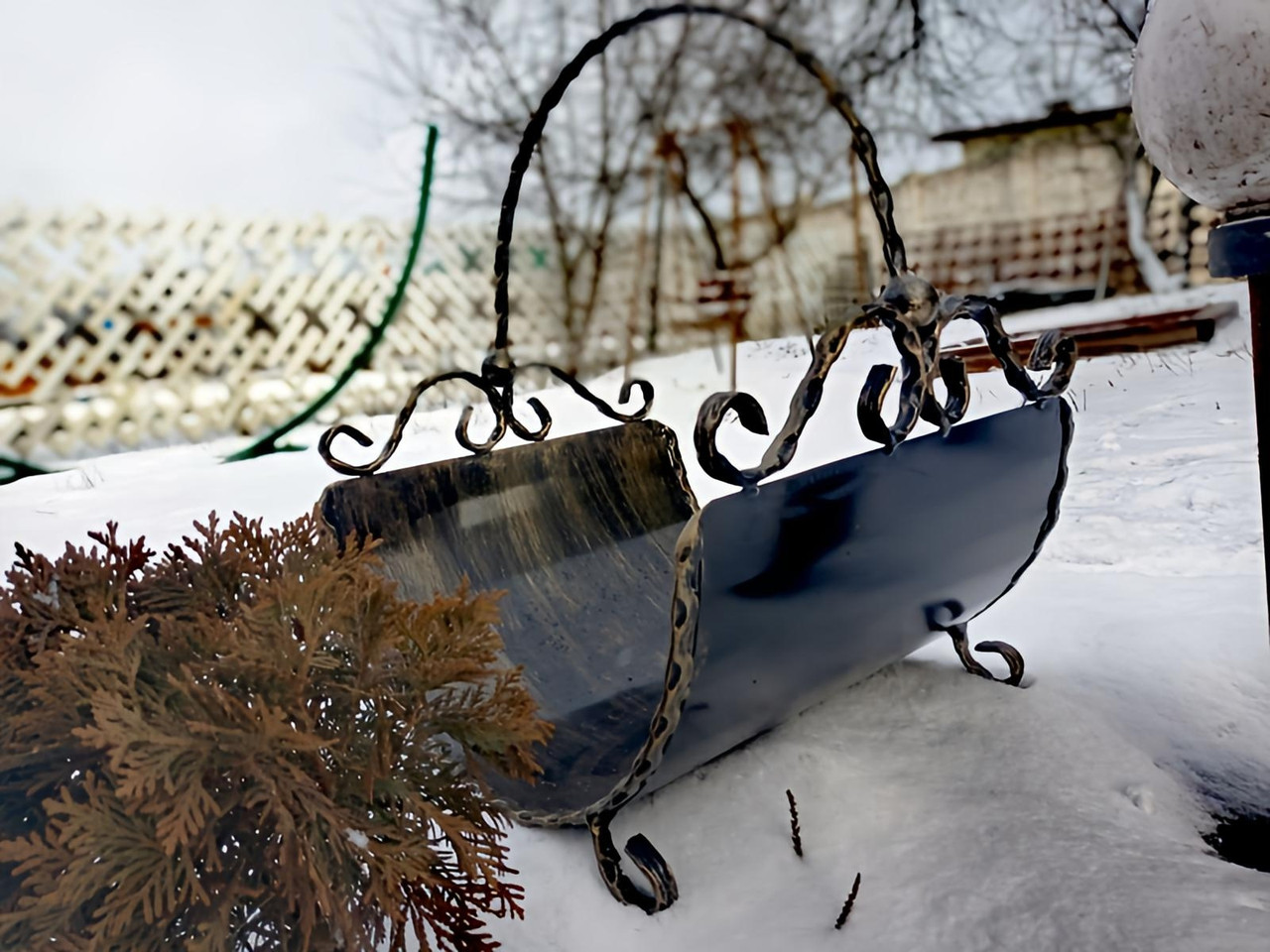 Кований дровник для каміна, кована дровниця, поленниця в подарунок чоловікові (відтінок бронза, 38х40см)