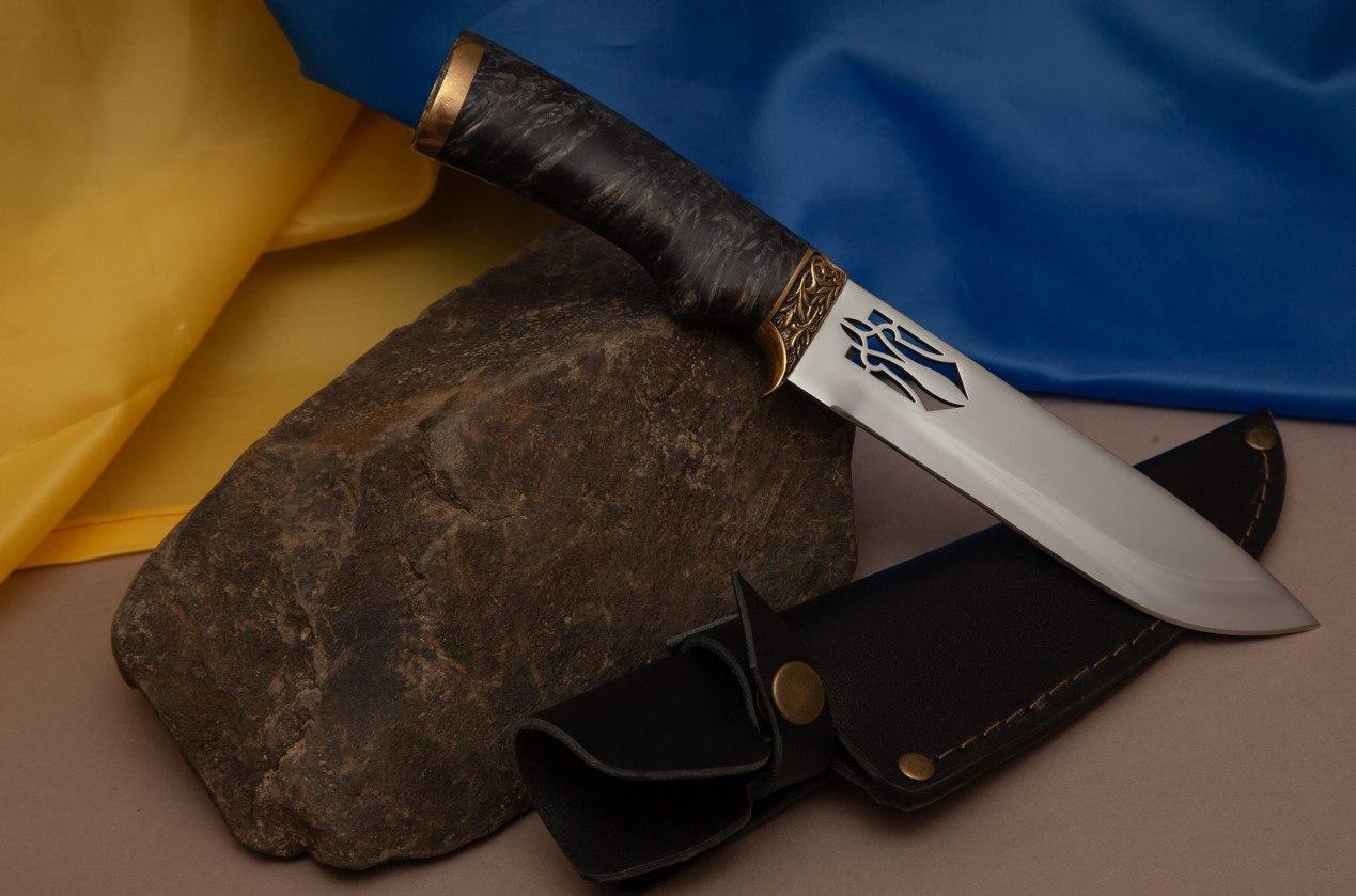 Ніж ручної роботи "Тризуб" — патріотичний подарунок чоловікові