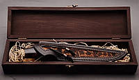 Подарунковий футляр із дерева для ножів ручної роботи марки 50Х14МФ