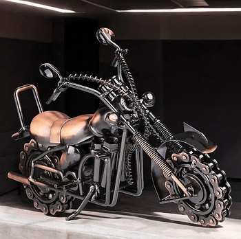 Чоппер мотоцикл сувенір, фігурка мотоцикла виготовлена ​​вручну із дрібних елементів