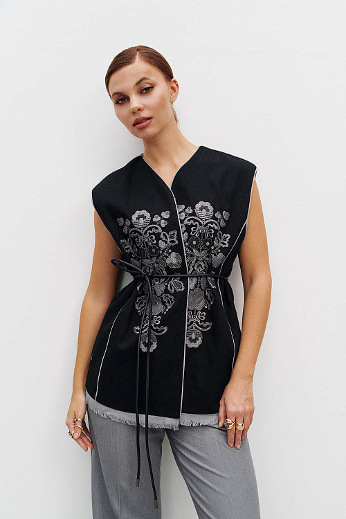 Камізелька жіноча чорна з срібною вишивкою прямого силуету MKRM4231-2, фото 1
