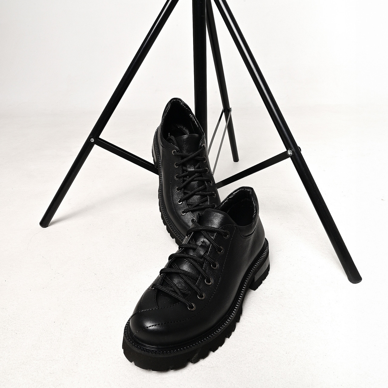 Туфлі дербі жіночі шкіряні чорного кольору “Style Shoes”