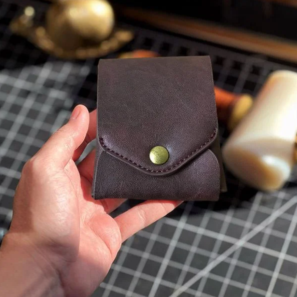 Портмоне гаманець чоловічий шкіряний із міцної та зносостійкої екошкіри 10 х 8 х 2 см, фото 1