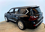 Масштабна модель автомобіля Lexus LX570 RESTEQ 1:24 — металева інерційна машинка зі світлом і звуком, у подарунковій коробці, фото 5