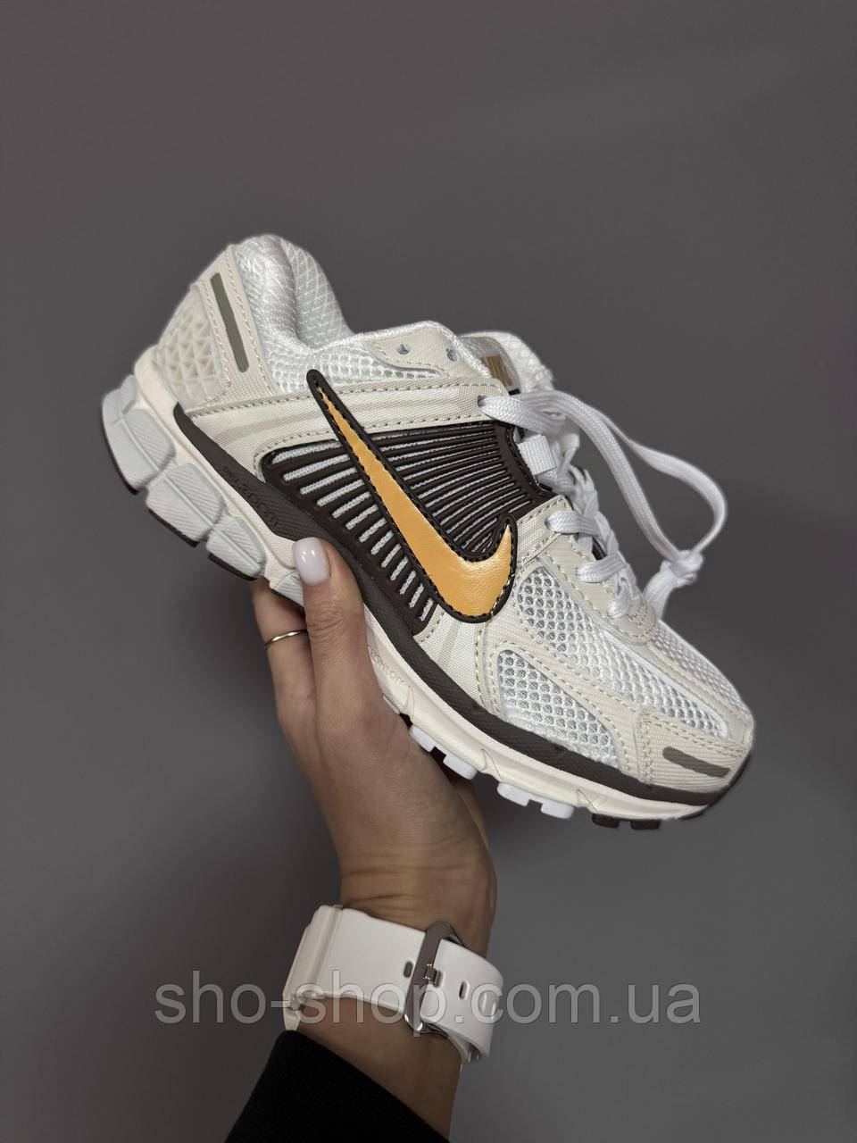 Кроссовки Nike NIKE ZOOM VOMERO 5 | BEIGE / BROWN / ORANGE premium