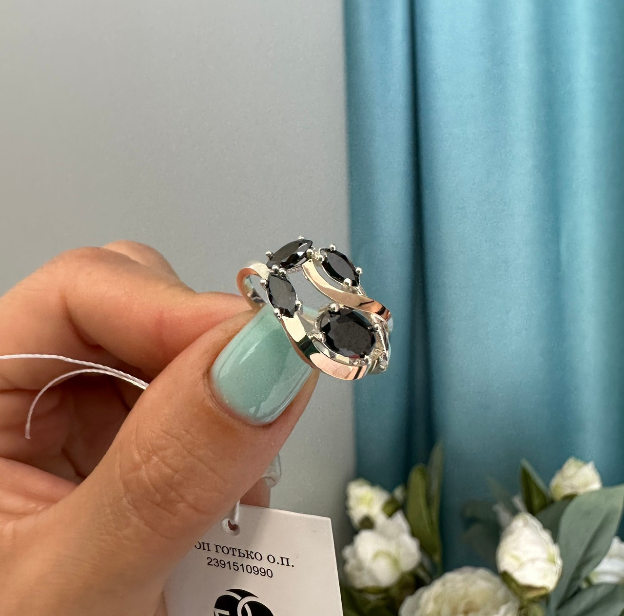 Каблучка зі срібла із золотом і чорними камінчиками Амстердам, фото 1