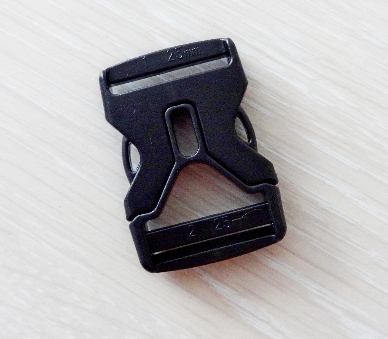 Фастекс-карабин  2,5см пластик черний (пряжка замок), фото 1