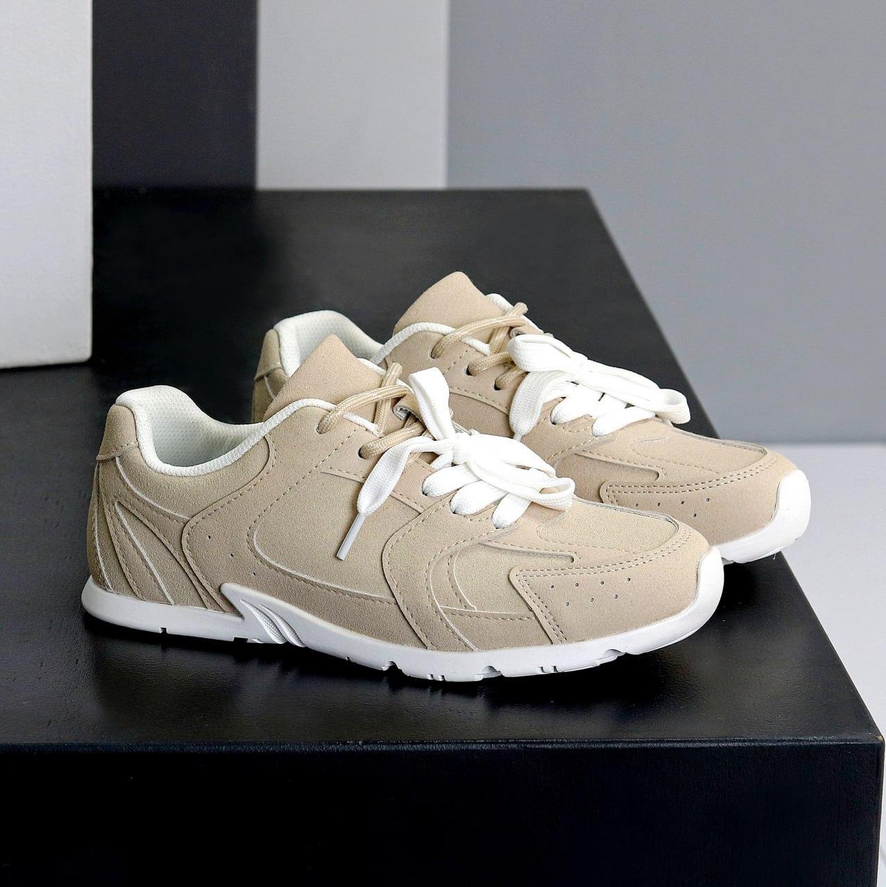 Жіночі молодіжні кеди з двома шнурками модні бежеві натуральна замша, фото 1