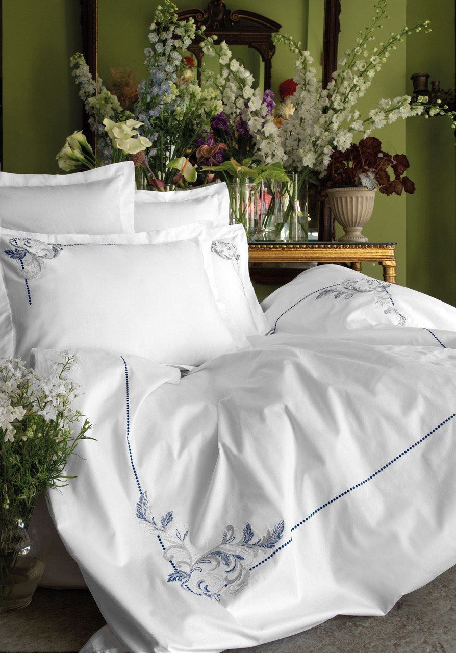 Комплект постільної білизни Issimo Embroidered Satin 200х220 см Voyant Blue