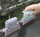 Щітка для чищення рам, щілин і напрямних 14×8,5×6 см — Cleaning brush універсальна губка з ручкою, фото 7
