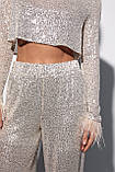 Брючний костюм з паєтками та пір'ям на рукавах - бежевий цвет, XL (є розміри), фото 4