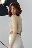 Приталена трикотажна кофта в рубчик - бежевий цвет, L (є розміри), фото 3