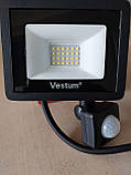 Прожектор Led Vestum  10 Вт з датчиком руху та освітленості Вуличний ліхтар зовнішнього освітлення фасадний світильник, фото 3