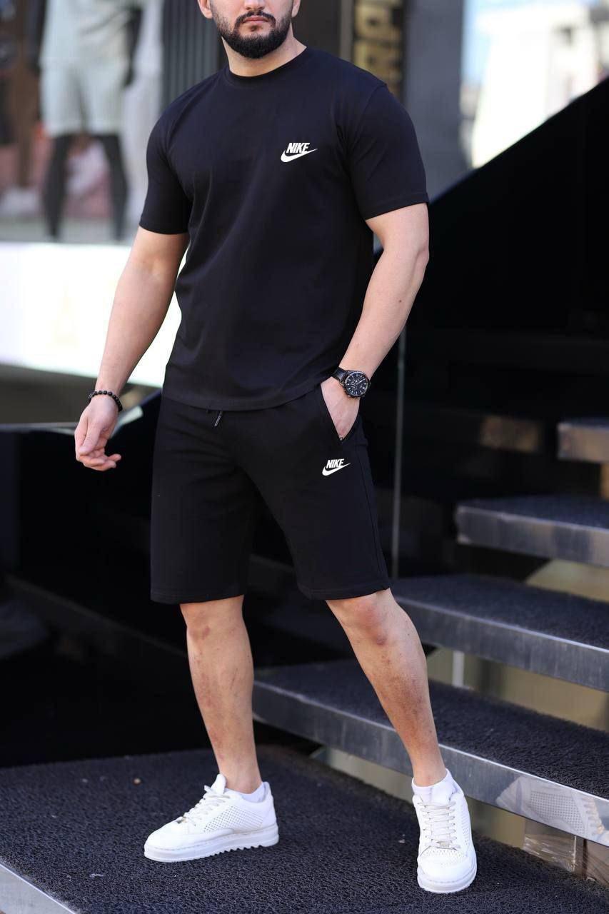Чоловічий літній костюм Nike Футболка + Шорти чорний комплект Найк, фото 1