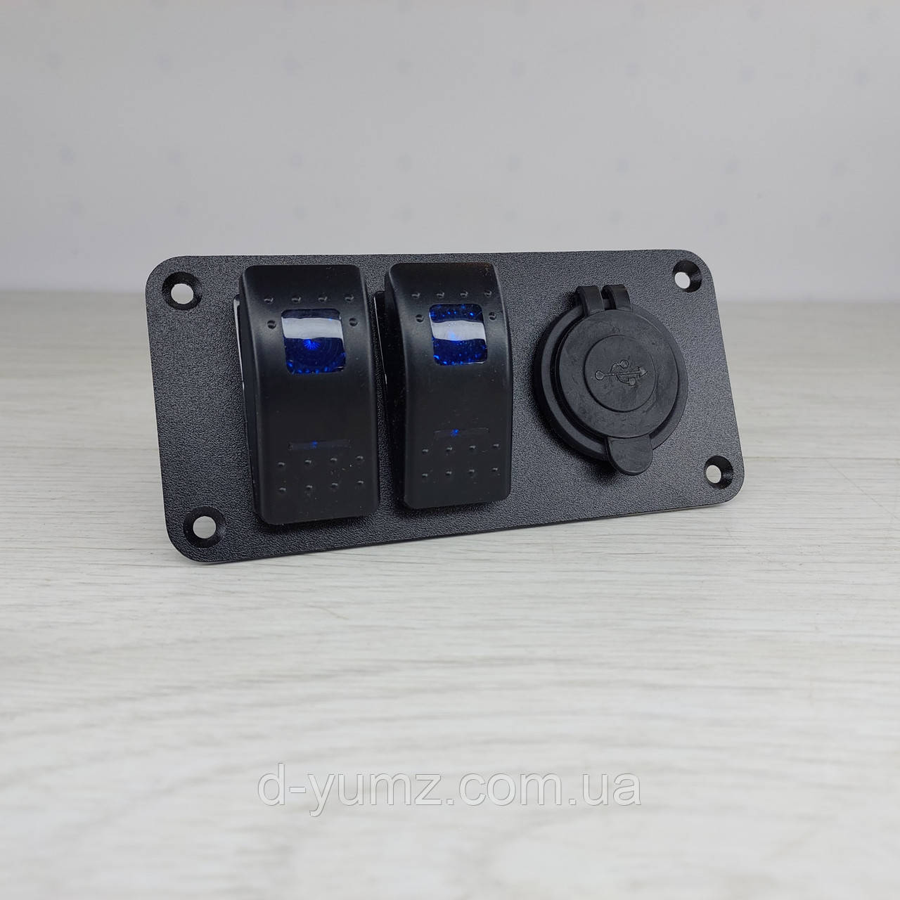 Панелі з 2 перемикачами, двома USB-портами та цифровим вольтметром., фото 1