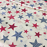 Тканина з червоними та синіми зірками на молочному тлі, фото 2