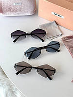 Стильні безправні сонцезахисні окуляри