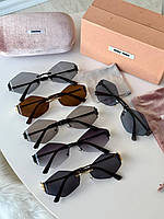 Стильні безправні сонцезахисні окуляри