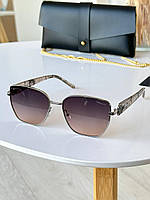 Стильні сонцезахисні окуляри з металевою оправою