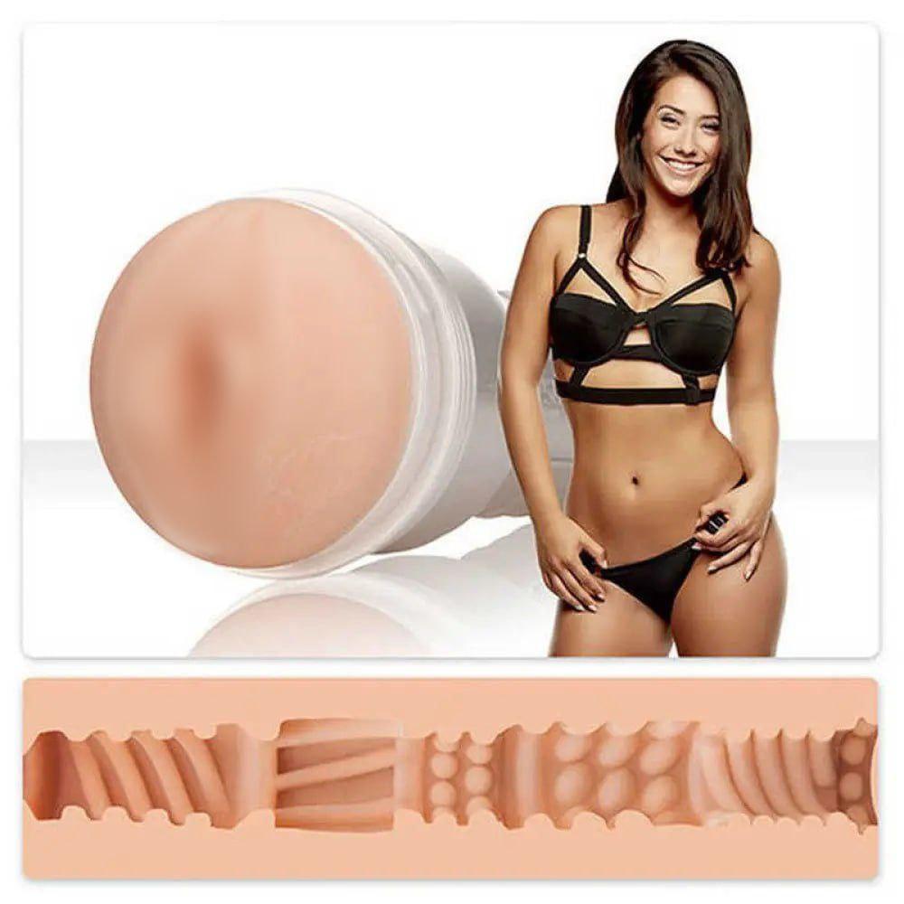 Мастурбатор вагіна в колбі FleshLight Eva Lovia, кібершкіра, тілесний Кітті