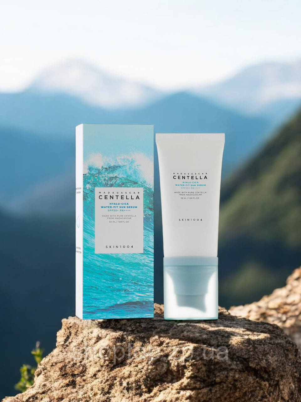 Легка сонцезахисна сироватка SKIN1004 Madagascar Centella Hyalu-Cica Water-Fit Sun Serum SPF50+ PA++++