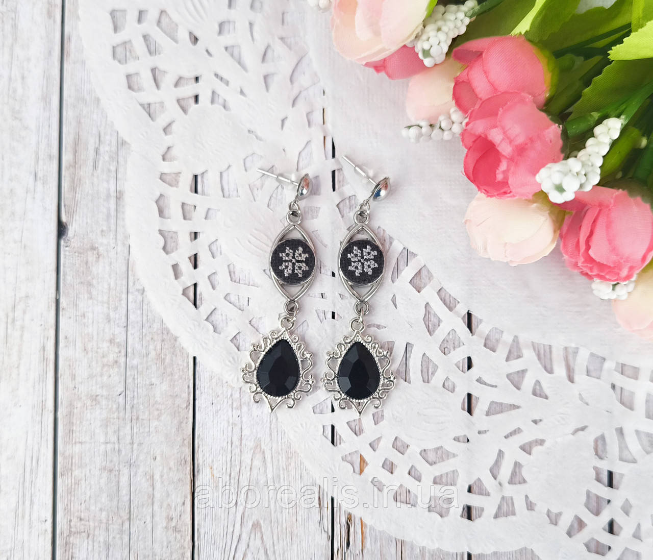 Сережки з вишивкою "Елегантність чорні", фото 1