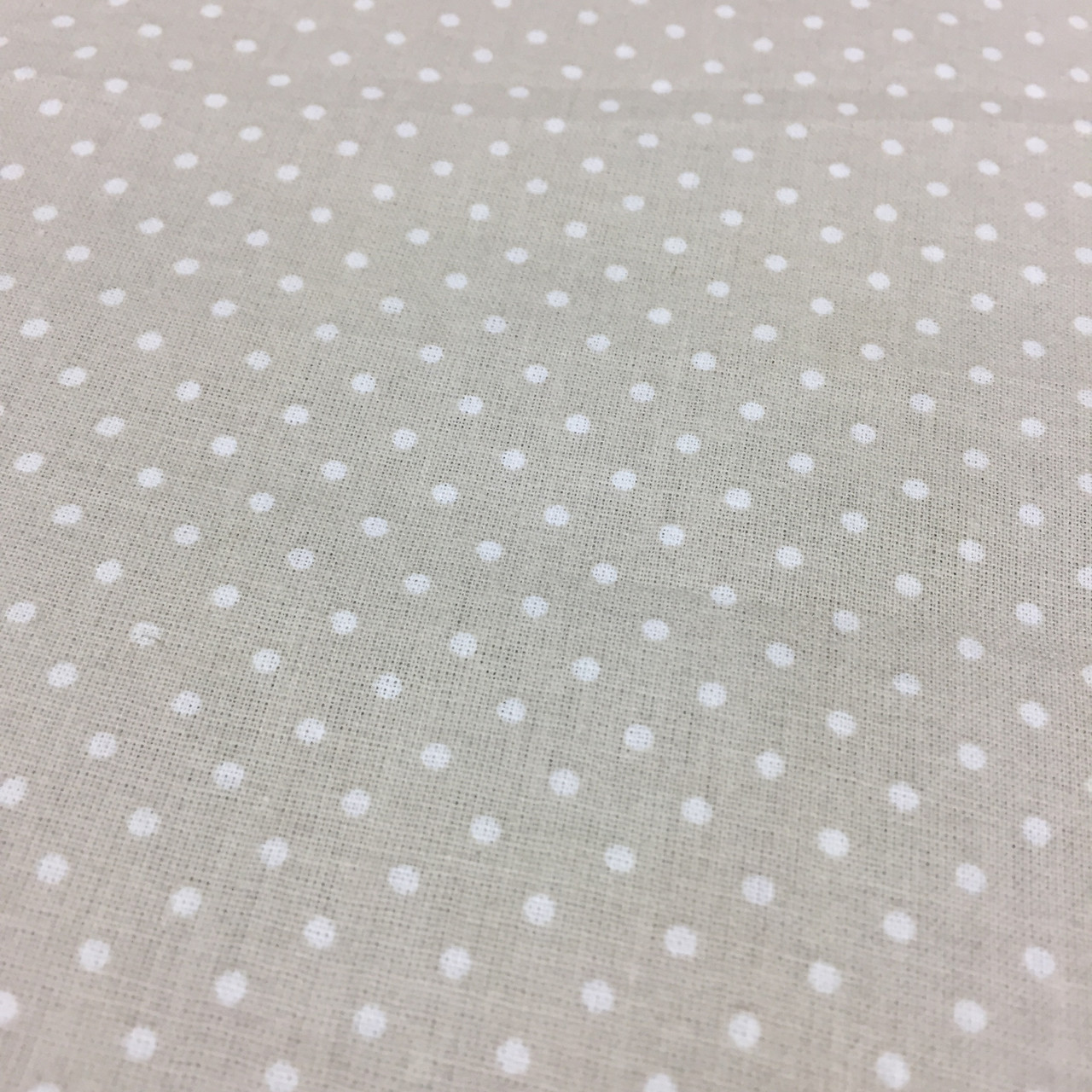 Ткань с мелкими белыми горошками 2 мм на бежевом фоне, бязь, хлопок - фото 1 - id-p341340486