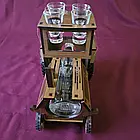 Підставка для вина з дерева переносна, Трактор з бочкою-графином та чарками, Хатинка, фото 4