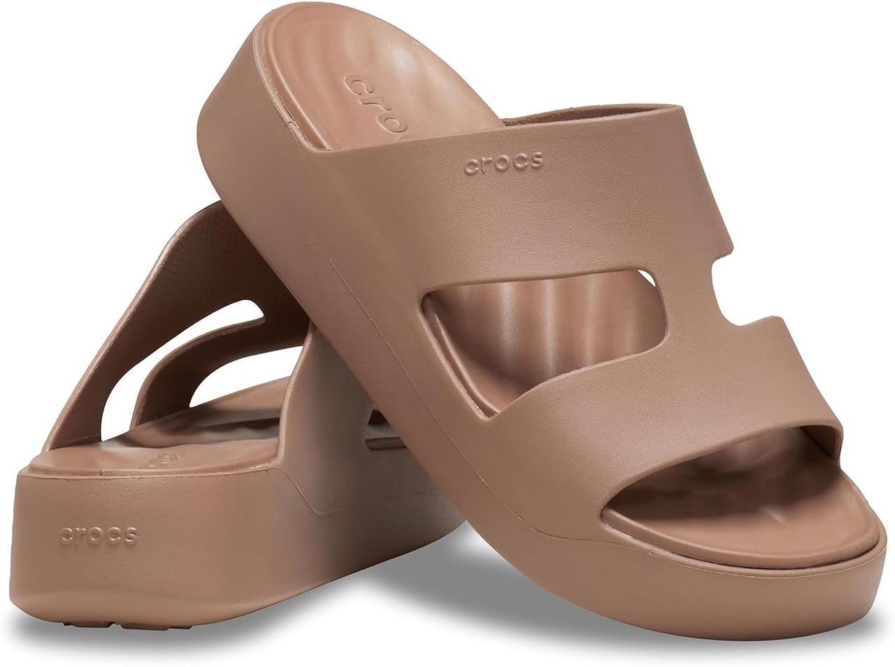 Crocs Getaway Platform H-Strap Sandal жіночі літні шльопанці на платформі крокс колір лате.