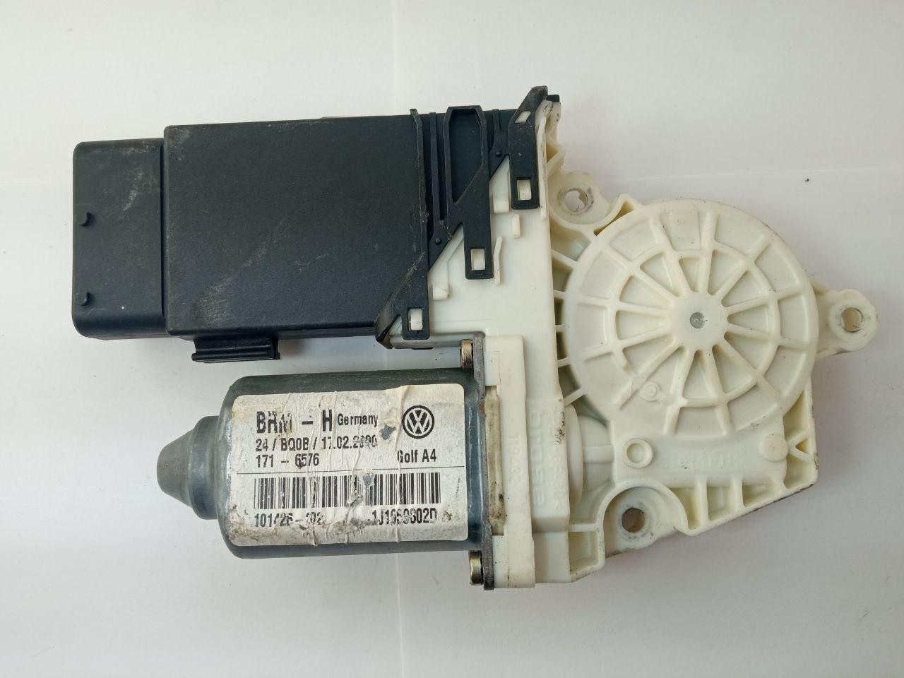 Мотор склопідйомника Volkswagen Golf A4 Bosch BRM-H / BRMH / 1J1 959 602 D / 1J1959602D / 101386-101/774.60021.01/09020613