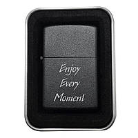 Зажигалка "Enjoy Every Moment" — Подарунок з гравіюванням для особливих миттєвостей